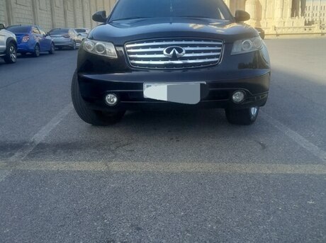 Infiniti FX35 2005