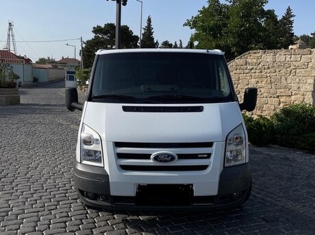 Ford Transit 2010