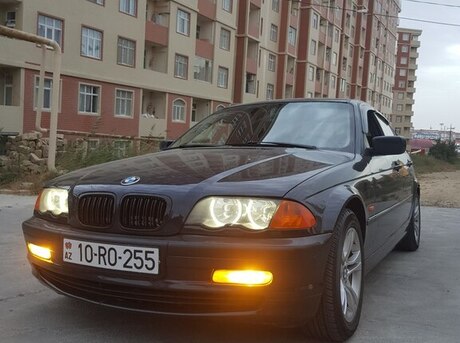 BMW 320 1999