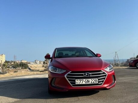 Hyundai Elantra 2016