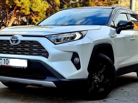 Toyota RAV4 2021