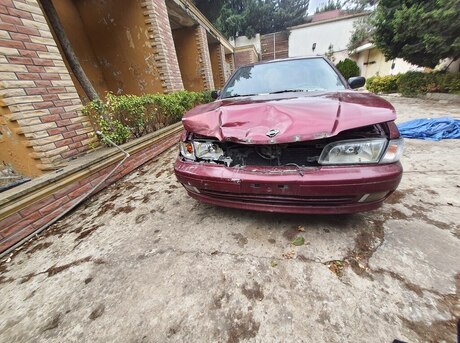 Nissan Sunny 1998
