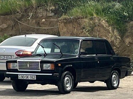 LADA (VAZ) 2107 2010