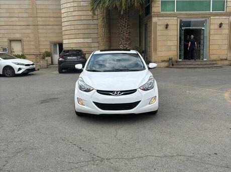 Hyundai Elantra 2013