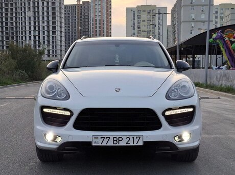 Porsche Cayenne 2012