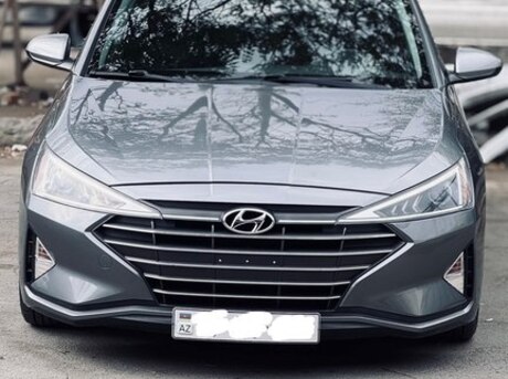 Hyundai Elantra 2019