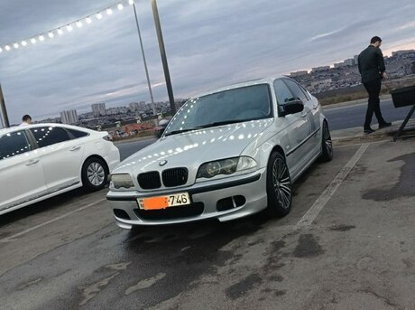BMW 320 2000