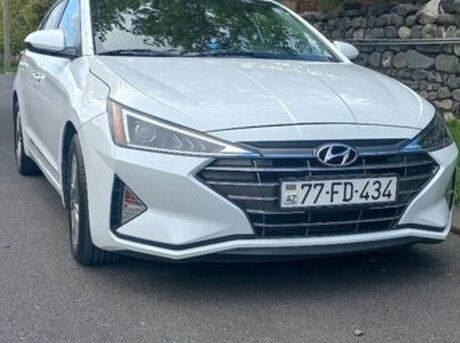 Hyundai Elantra 2019