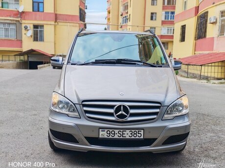 Mercedes Viano