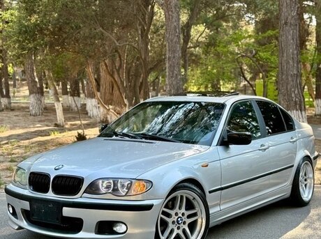 BMW 325 2004