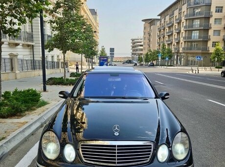 Mercedes E 280 4MATIC 2006