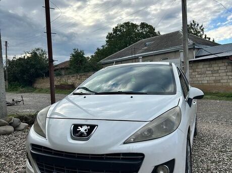Peugeot 207 2012