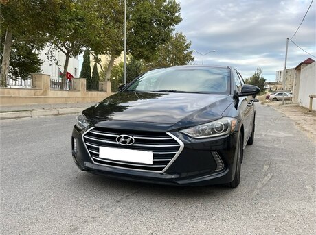 Hyundai Elantra 2017