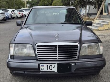 Mercedes 220 E 1995