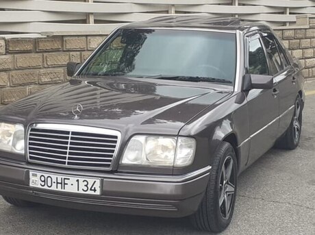 Mercedes E 220 1993