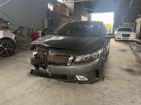 Kia K3 2016
