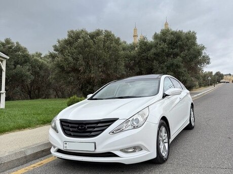 Hyundai Sonata 2010