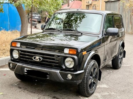 LADA (VAZ) Niva 2023