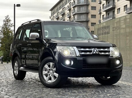 Mitsubishi Pajero 2014