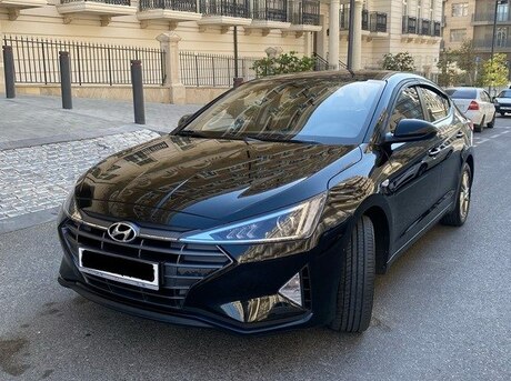 Hyundai Elantra 2020