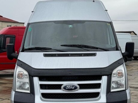 Ford Transit 2011