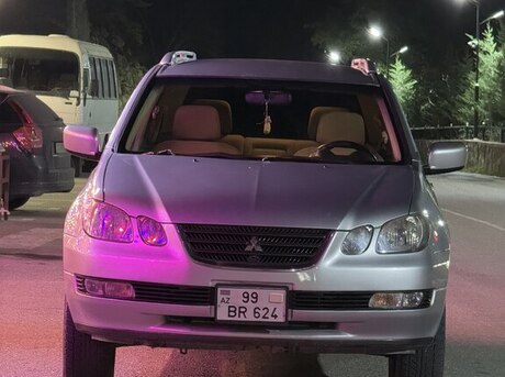 Mitsubishi Airtrek 2003