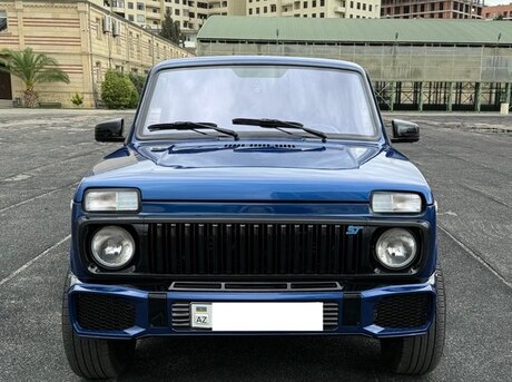 LADA (VAZ) Niva 2015