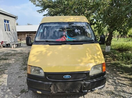 Ford Transit 1996