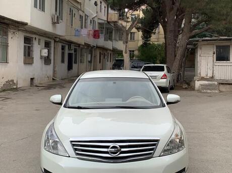 Nissan Teana 2010