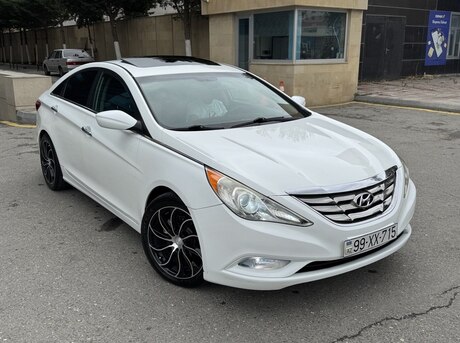 Hyundai Sonata 2011