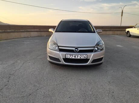 Opel Astra 2004