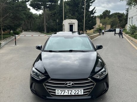 Hyundai Elantra 2016