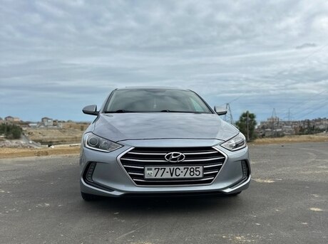 Hyundai Elantra 2016