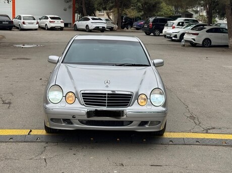 Mercedes E 240 1999