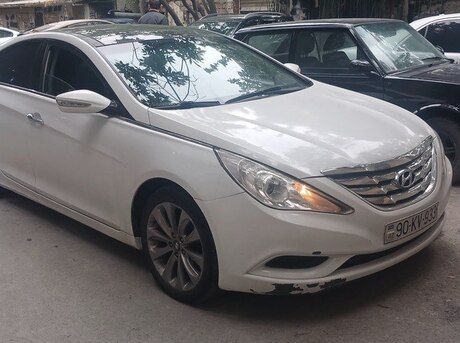 Hyundai Sonata 2011