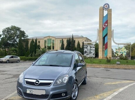 Opel Zafira 2005