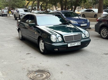 Mercedes E 240 1999