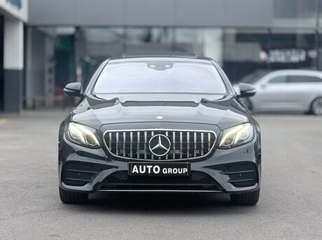 Mercedes E 300