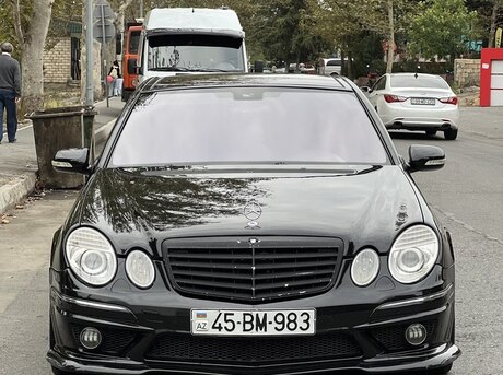 Mercedes E 320