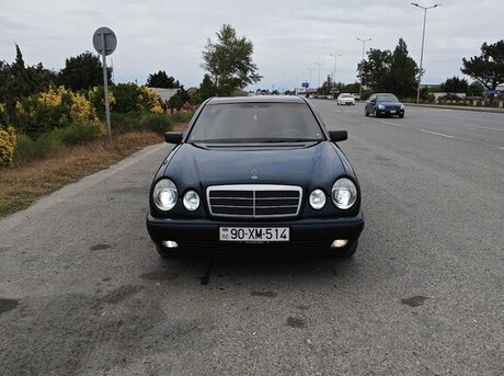 Mercedes E 220 1998