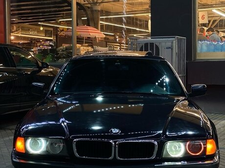 BMW 735 1997