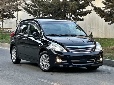Nissan Tiida 2012
