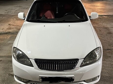 Daewoo Gentra 2014