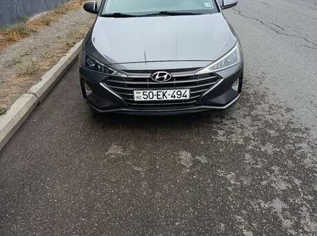 Hyundai Elantra 2019