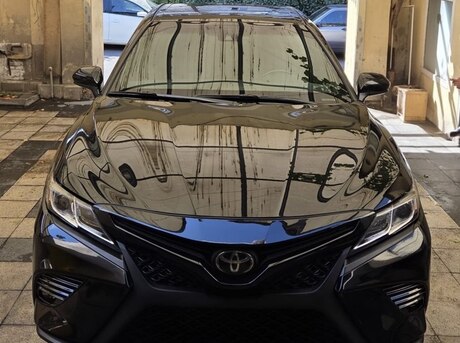 Toyota Camry 2018