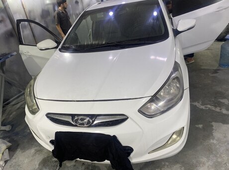 Hyundai Accent 2012
