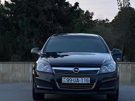 Opel Astra 2010