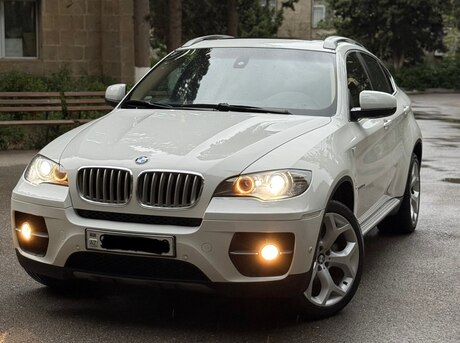 BMW X6 2011