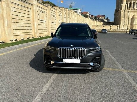 BMW X7 2020