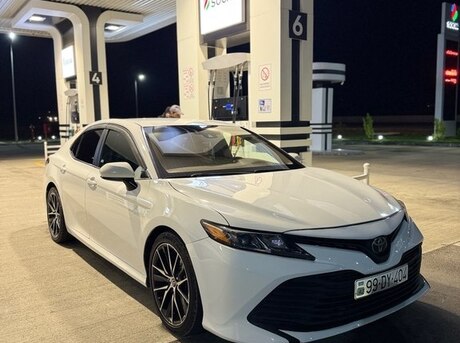 Toyota Camry 2017